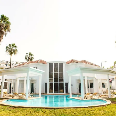 Casa Palmeras فيلة أذيخي