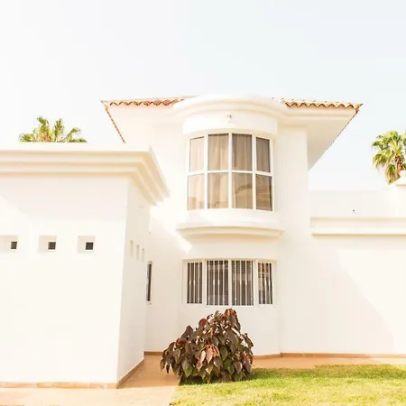 Casa Palmeras أذيخي