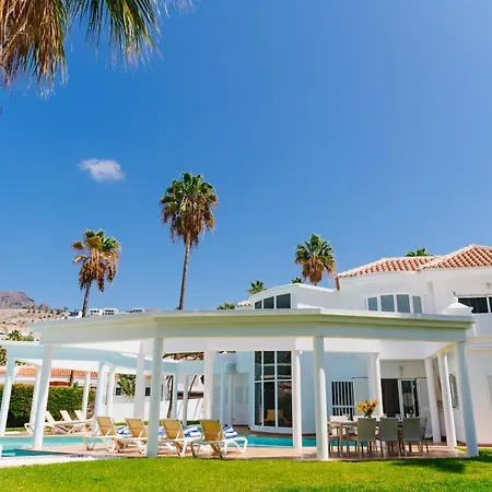 Casa Palmeras أذيخي